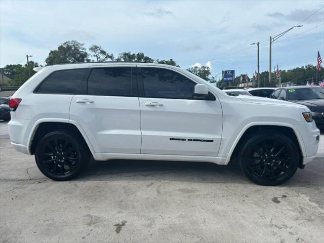 2017 Jeep Grand Cherokee Altitude 4x2
