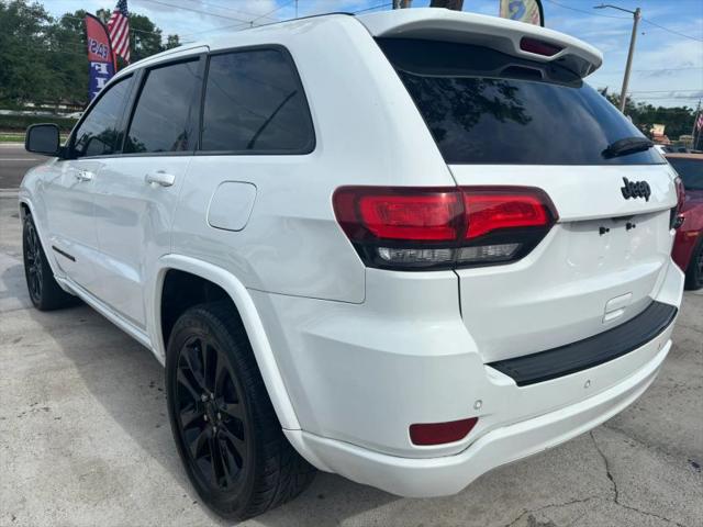 2017 Jeep Grand Cherokee Altitude 4x2
