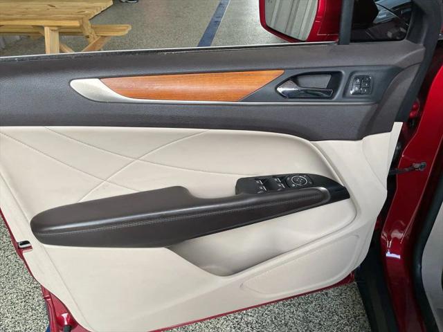 2017 Lincoln MKC Select