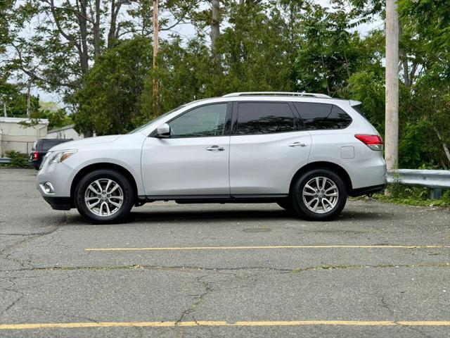 2015 Nissan Pathfinder SV