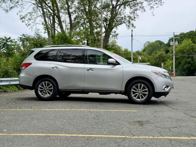 2015 Nissan Pathfinder SV