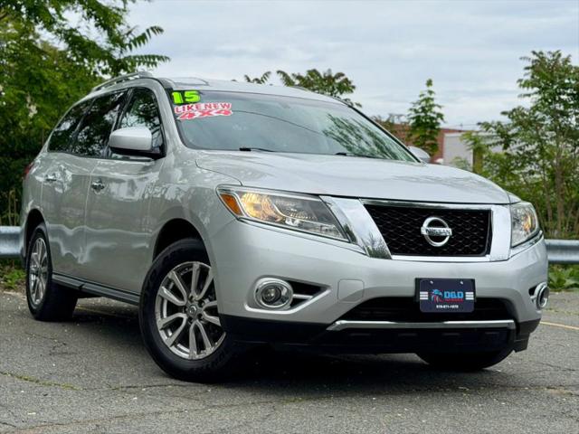 2015 Nissan Pathfinder SV