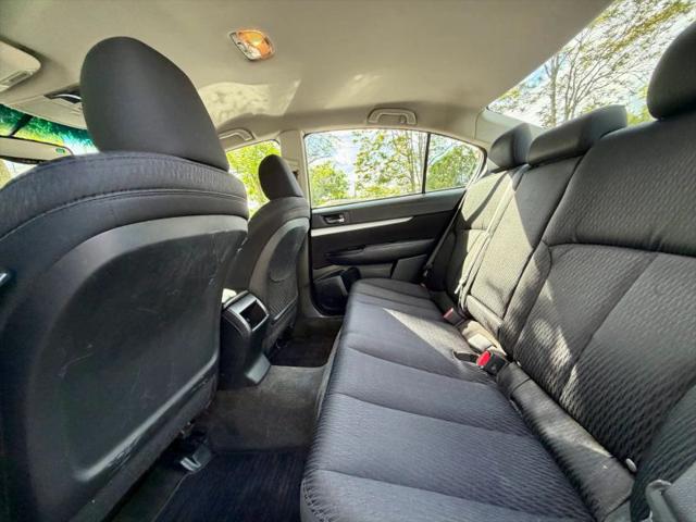 2012 Subaru Legacy 2.5i Premium