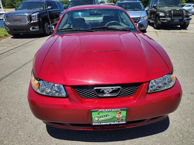 2004 Ford Mustang Base