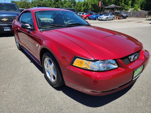 2004 Ford Mustang Base