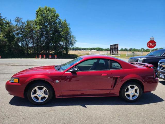 2004 Ford Mustang Base