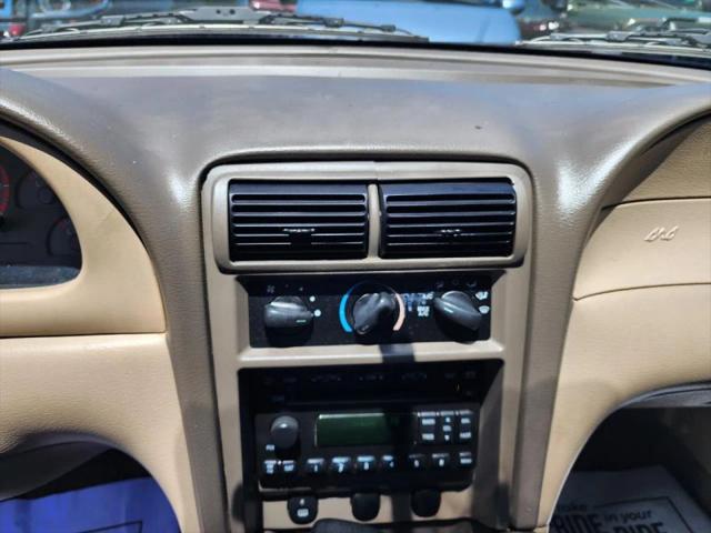 2004 Ford Mustang Base