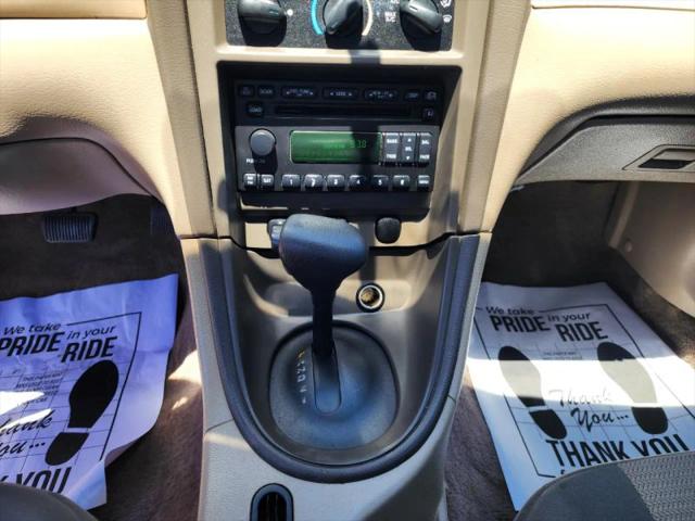 2004 Ford Mustang Base