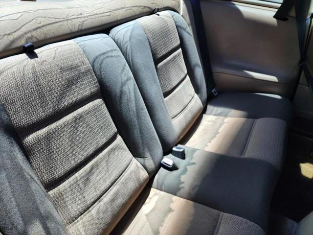 2004 Ford Mustang Base