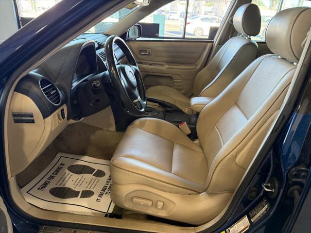 2005 Lexus IS 300 300