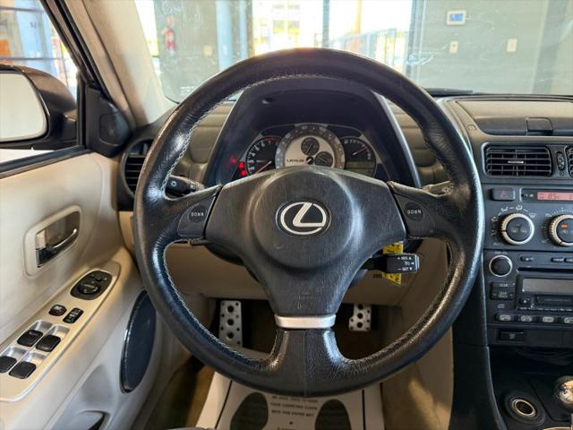 2005 Lexus IS 300 300