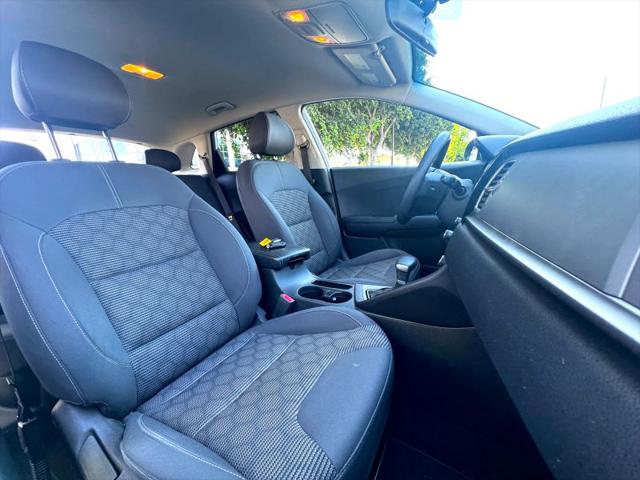 2018 Kia Niro LX