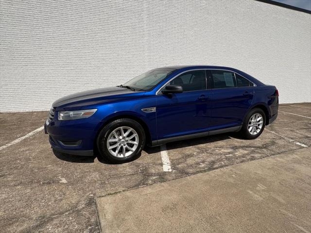 2013 Ford Taurus SE