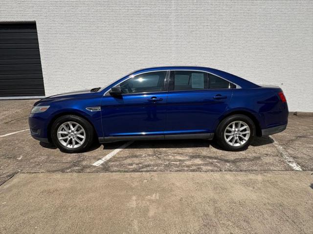 2013 Ford Taurus SE