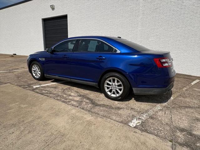 2013 Ford Taurus SE