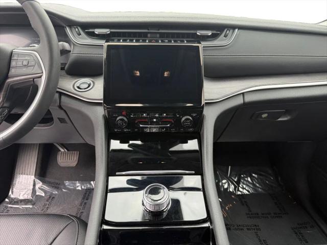 2023 Jeep Grand Cherokee Limited 4x2