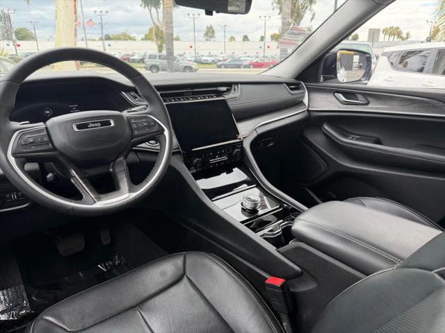 2023 Jeep Grand Cherokee Limited 4x2