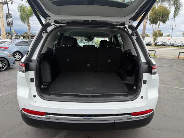 2023 Jeep Grand Cherokee Limited 4x2