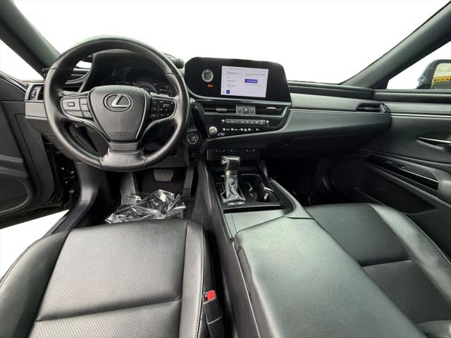 2024 Lexus ES 300h 300h