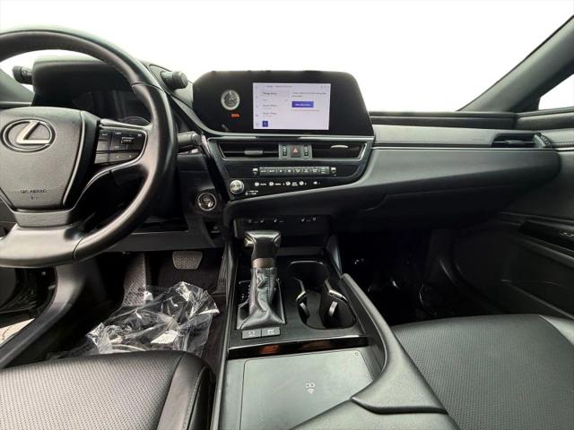 2024 Lexus ES 300h 300h