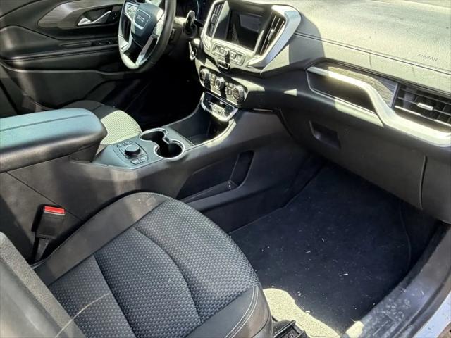 2024 GMC Terrain FWD SLE