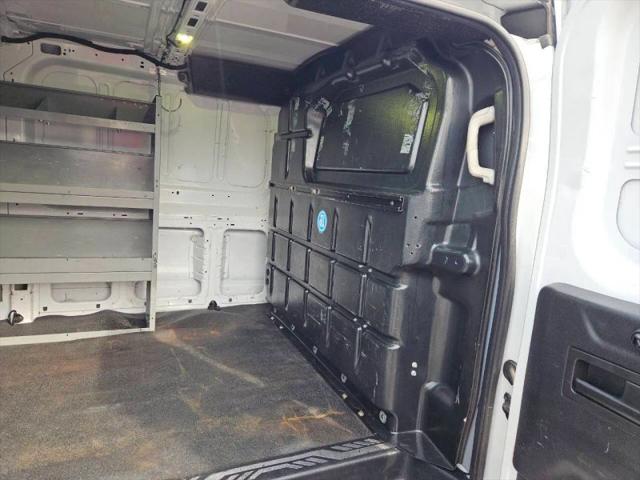 2017 Ford Transit w/60/40 Side Door w/LWB