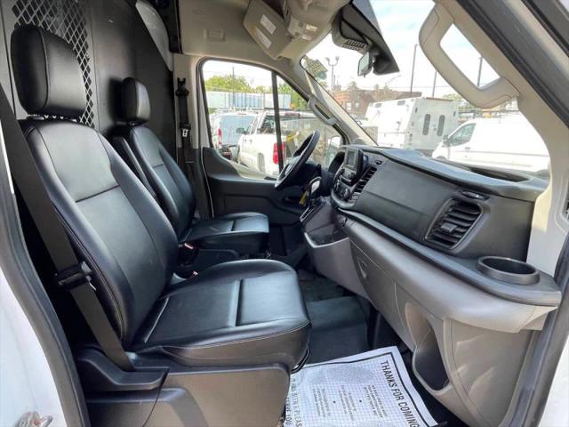 2022 Ford Transit Cargo Van Medium Roof w/LWB