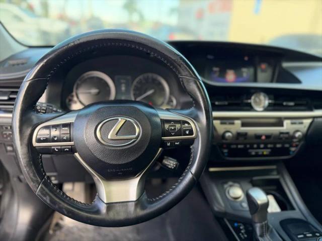 2017 Lexus ES 350 350