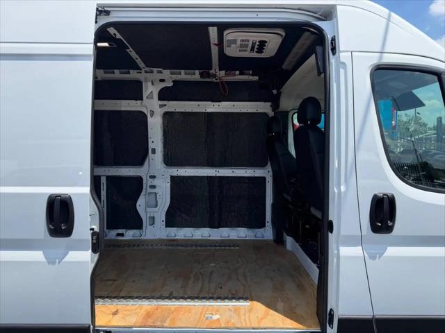 2025 Ram ProMaster 2500 Cargo Van Tradesman High Roof 159" WB w/Pass Seat