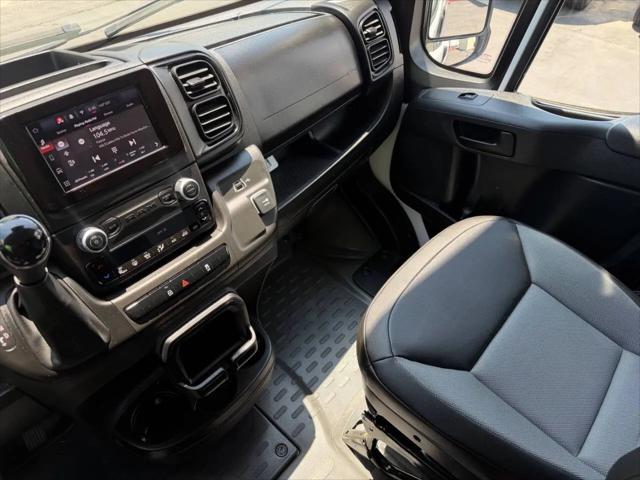 2025 Ram ProMaster 2500 Cargo Van Tradesman High Roof 159" WB w/Pass Seat