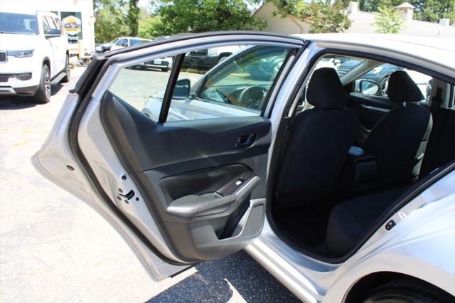 2023 Nissan Altima SV FWD