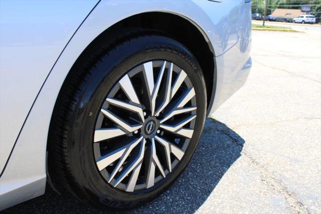 2023 Nissan Altima SV FWD