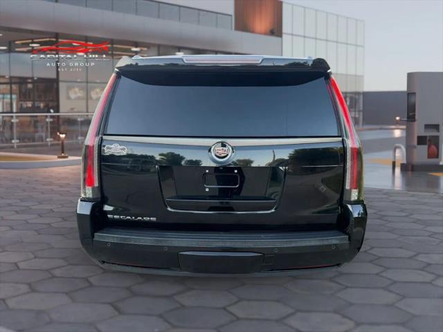 2015 Cadillac Escalade Luxury