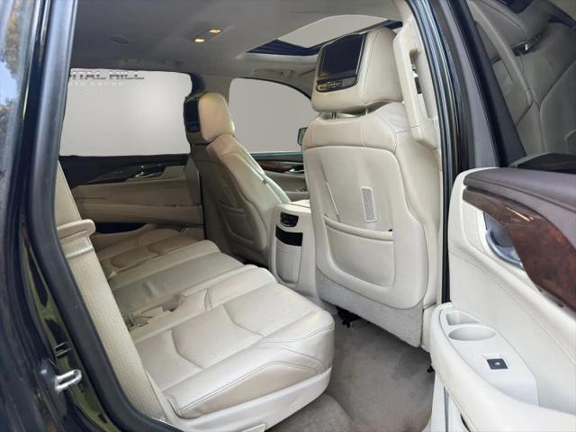 2015 Cadillac Escalade Luxury