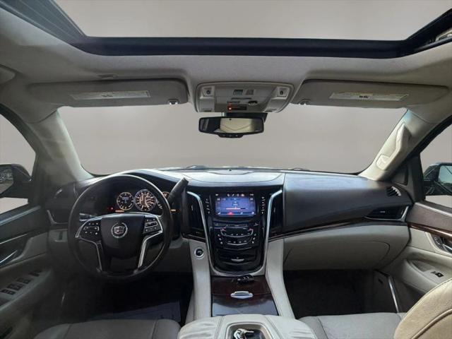 2015 Cadillac Escalade Luxury