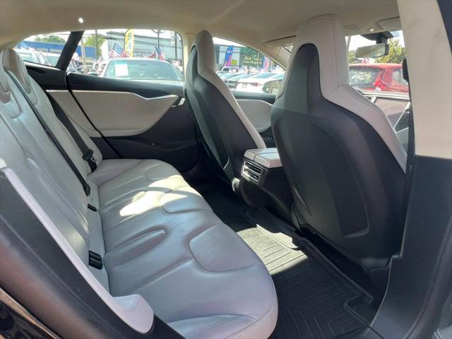 2013 Tesla Model S Performance
