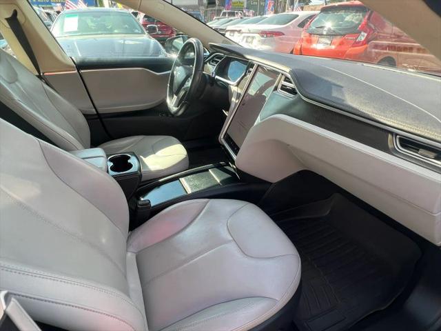 2013 Tesla Model S Performance