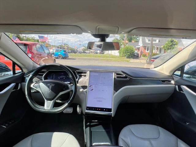 2013 Tesla Model S Performance