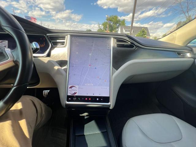 2013 Tesla Model S Performance