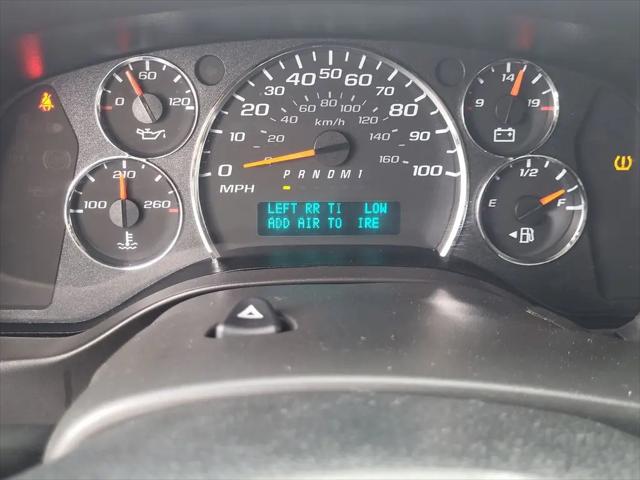 2023 Chevrolet Express Passenger RWD 3500 Regular Wheelbase LS