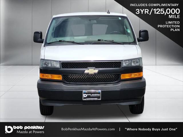 2023 Chevrolet Express Passenger RWD 3500 Regular Wheelbase LS