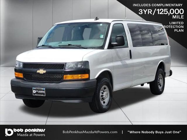 2023 Chevrolet Express Passenger RWD 3500 Regular Wheelbase LS