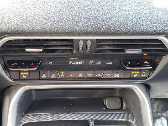 2024 Mazda X-90 Premium