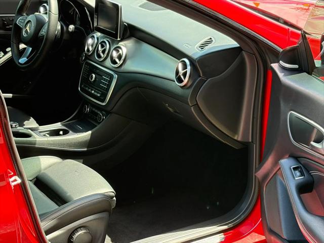 2016 Mercedes-Benz CLA 250