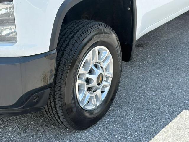 2023 Chevrolet Silverado 2500HD 4WD Double Cab Standard Bed WT