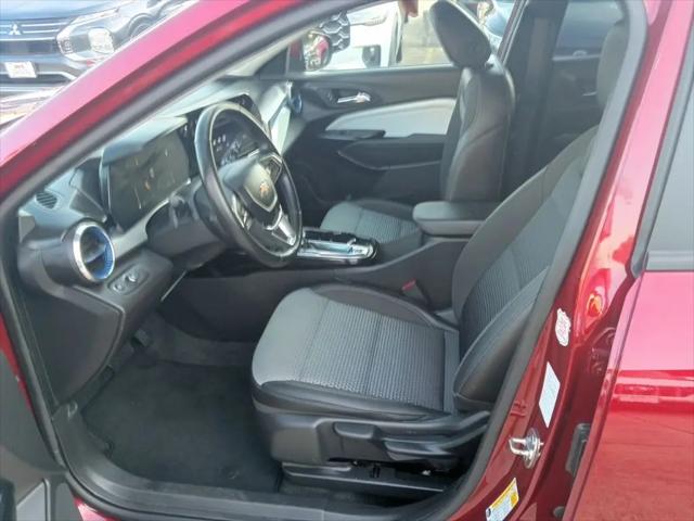 2025 Chevrolet Trax FWD LT
