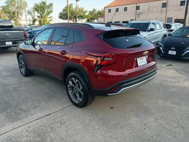 2025 Chevrolet Trax FWD LT