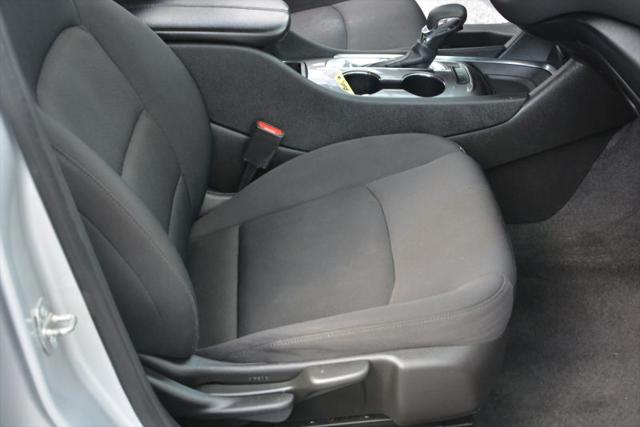 2021 Chevrolet Malibu FWD LT