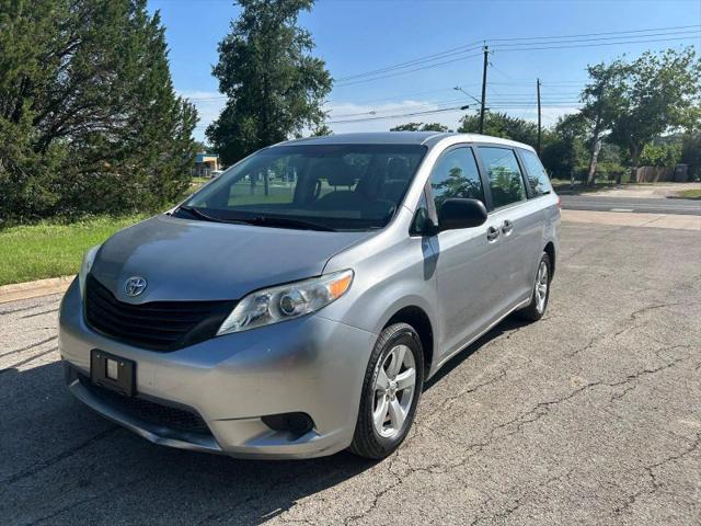2012 Toyota Sienna LE 8 Passenger for sale in Austin, TX
