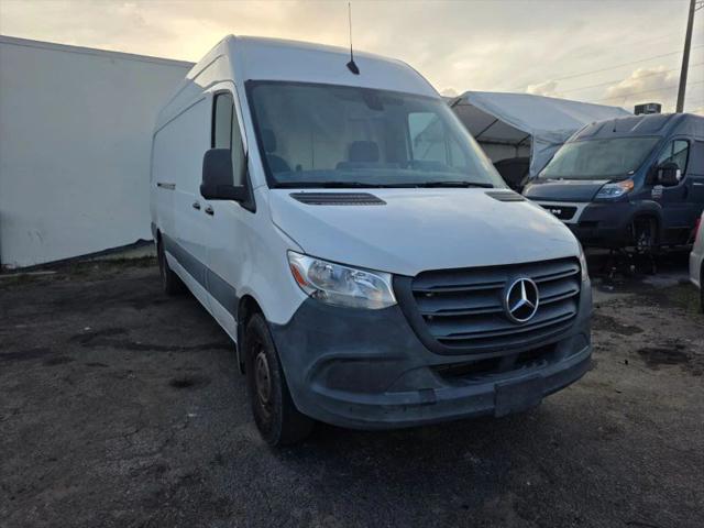 2023 Mercedes-Benz Sprinter 2500 High Roof 4-Cyl Gas